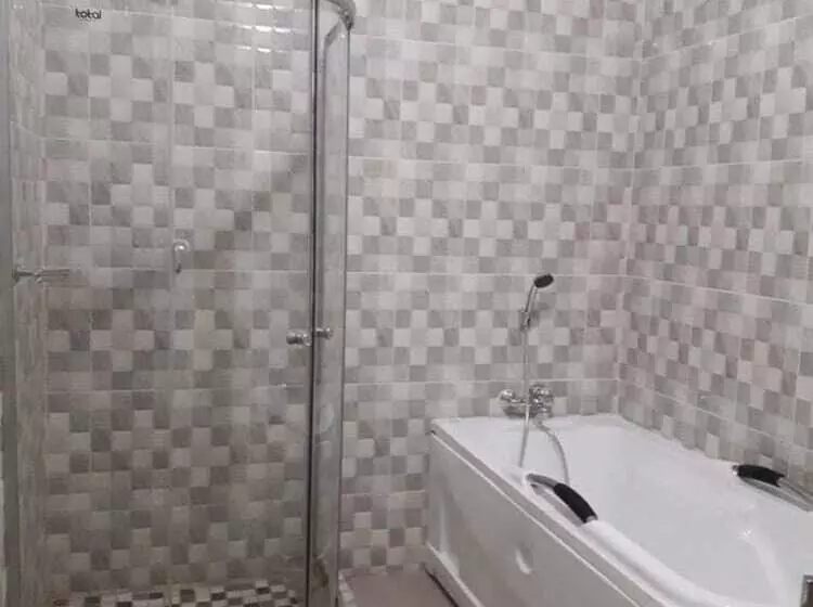 Vakhusi Bed And Breakfast