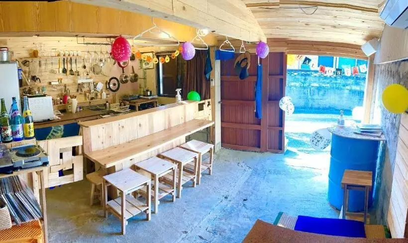 Retkeilymaja 奄美ゲストハウス Hub A Nice Inn