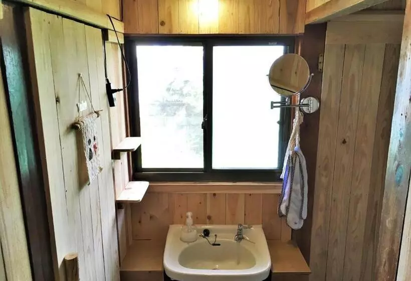 Retkeilymaja 奄美ゲストハウス Hub A Nice Inn