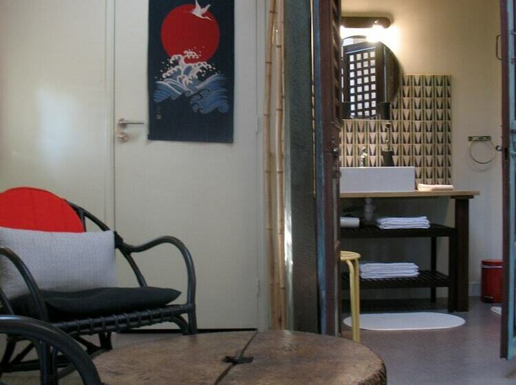 مبيت وإفطار Aux Antipodes