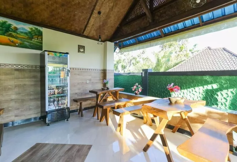 Aamiaismajoitus (B&B) Sri Gunadi Bungalow