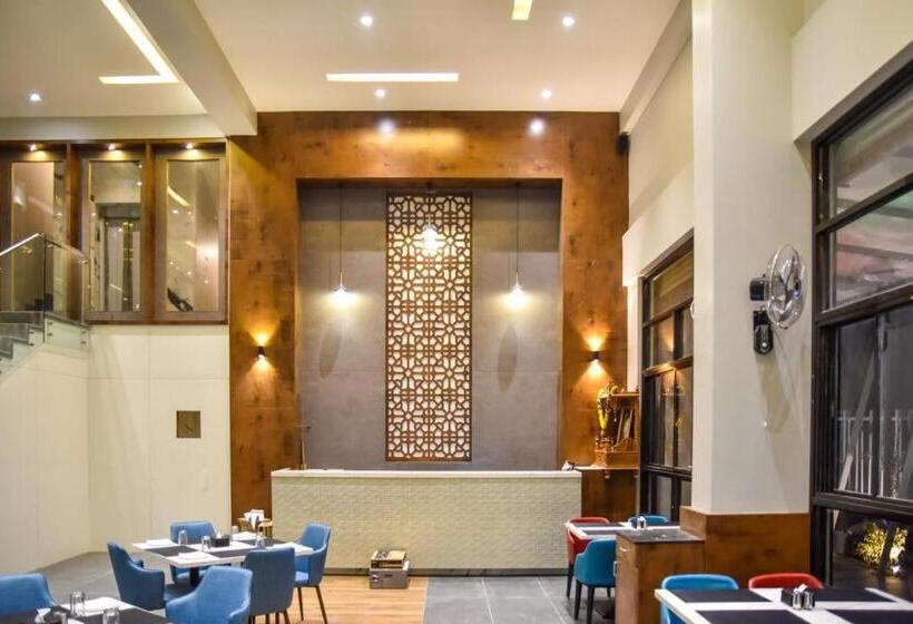 Fabhotel Ajinkya Residency