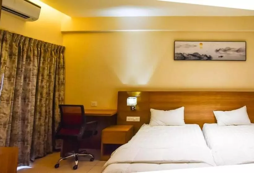 Fabhotel Ajinkya Residency