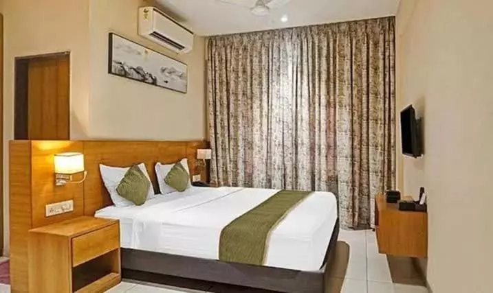 Fabhotel Ajinkya Residency