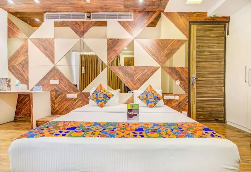Fabhotel Yellow