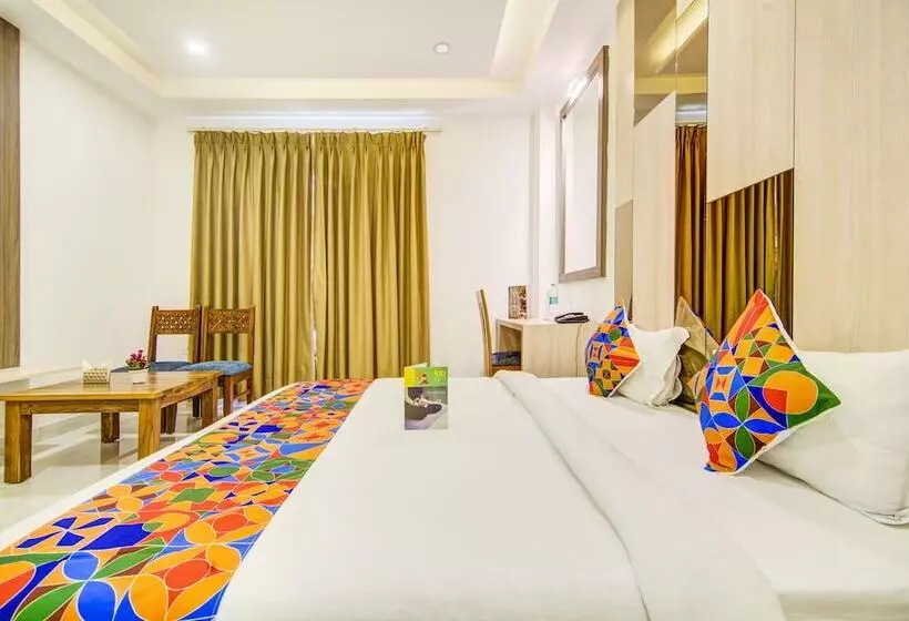 Fabhotel Yellow