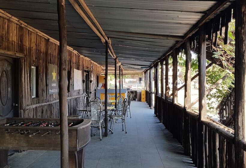 هتل Dream Resort Farm