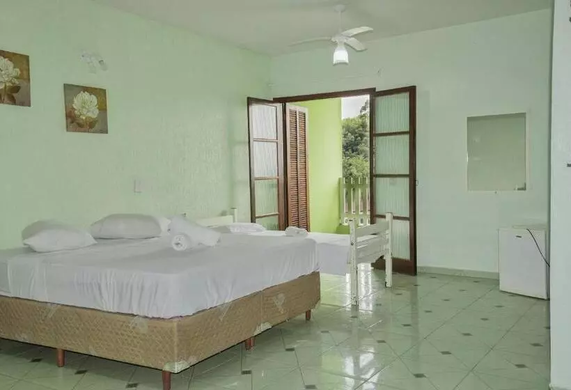 ホテル Estância Solazer