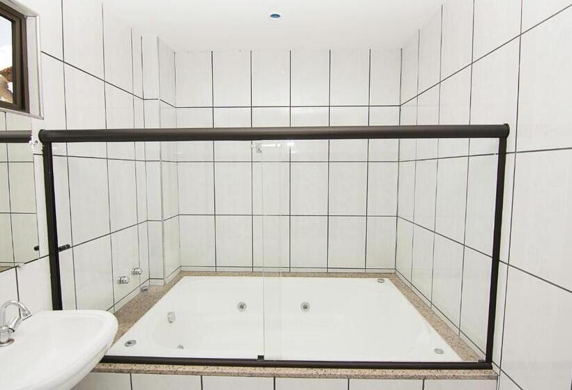 בית מלון כפרי Gabvini