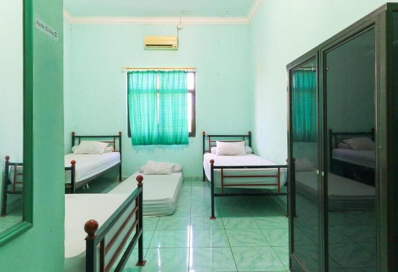 בית מלון כפרי Mutiara Khadijah