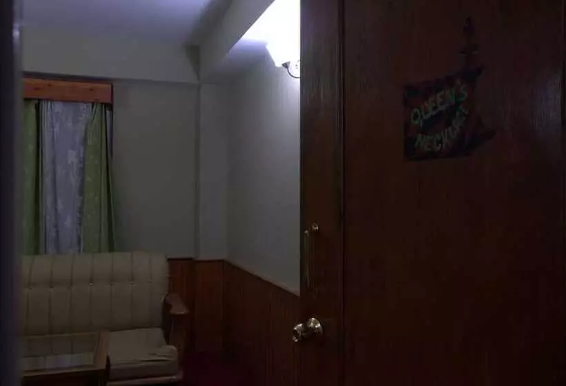 Hotel Rabdentse Residency