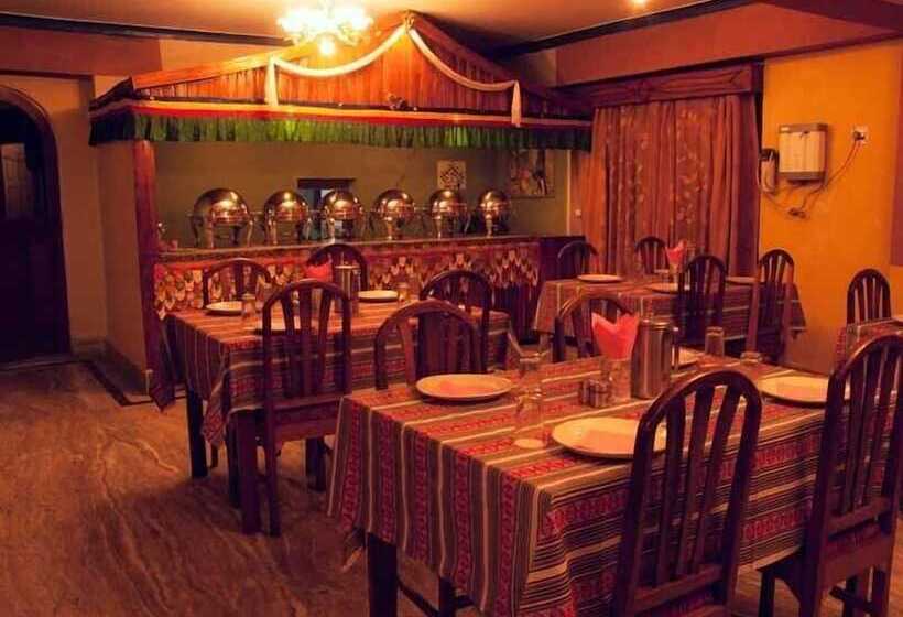 בית מלון כפרי Rabdentse Residency