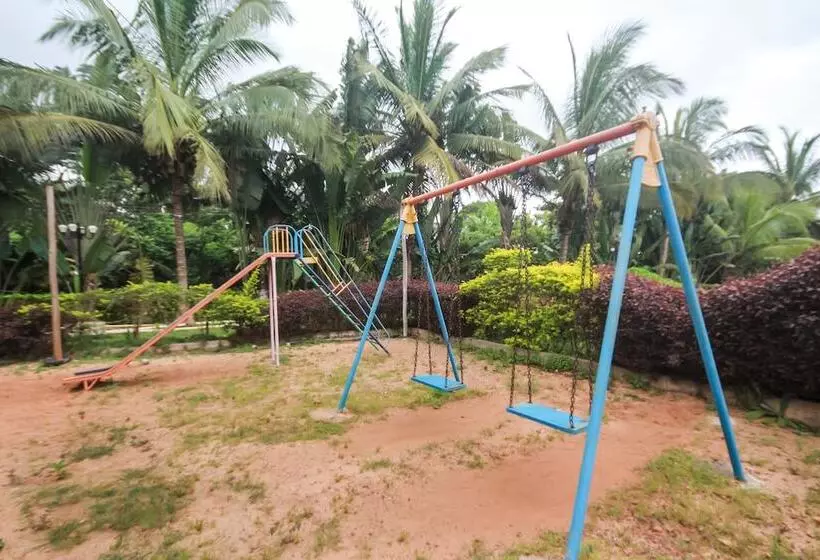 Hotel Rashi Farms By Oyo Rooms