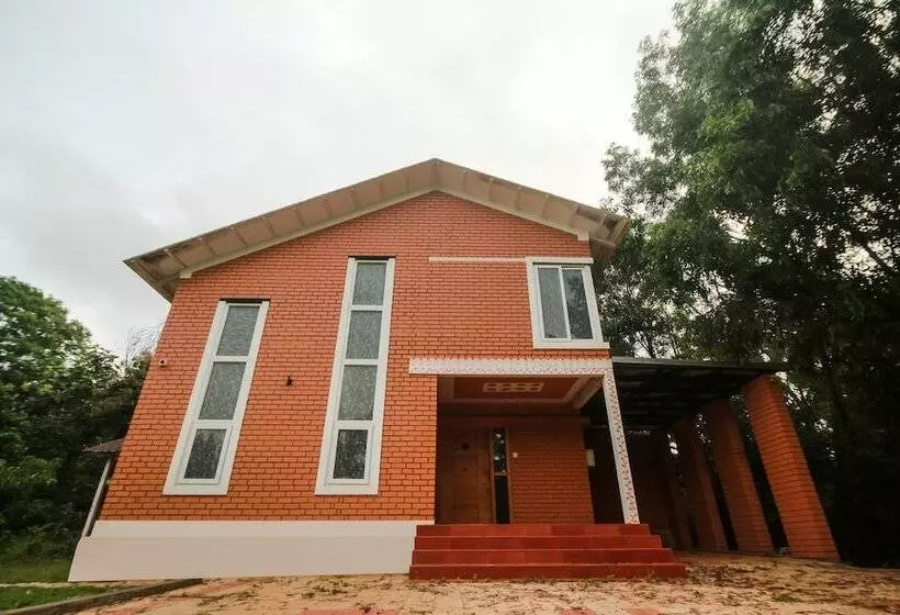 Hotel Rashi Farms By Oyo Rooms