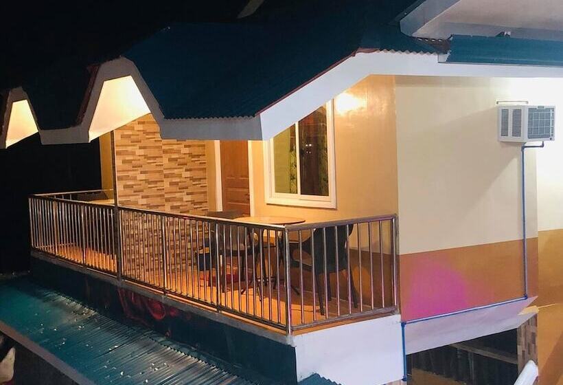 בית מלון כפרי Seaview Beach Resort