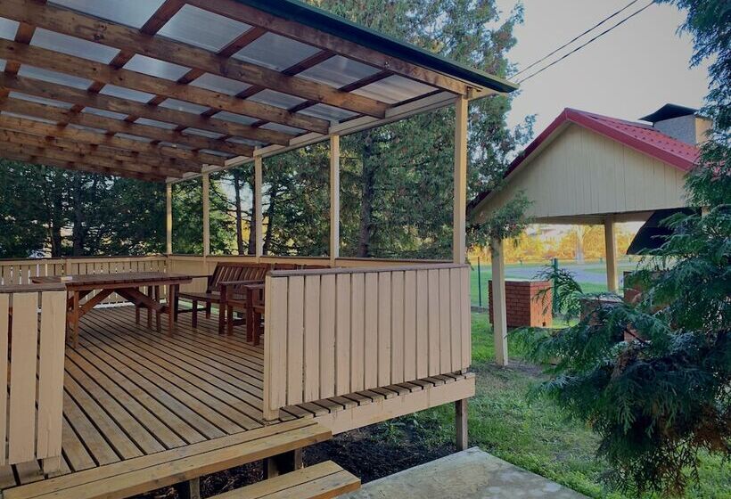 فندق Swedish Village