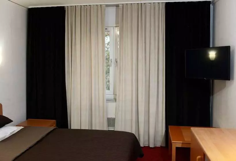 Hotelli Swedish Village