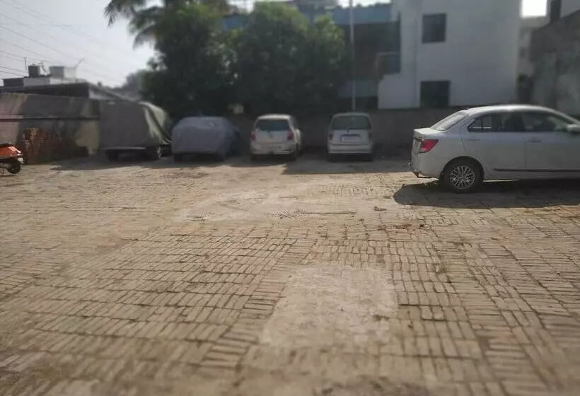 ホテル Tara Tower