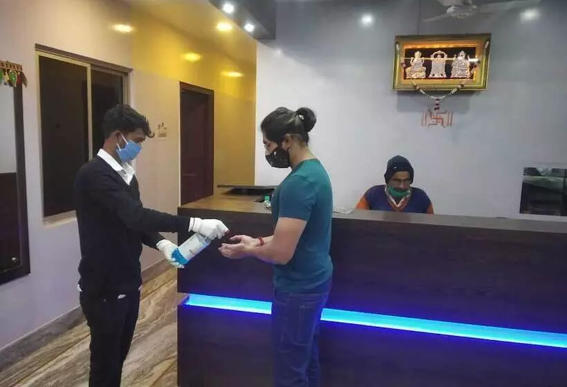 ホテル Tara Tower