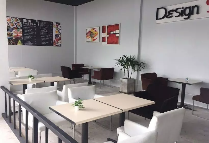 Hotelli The Square Rayong