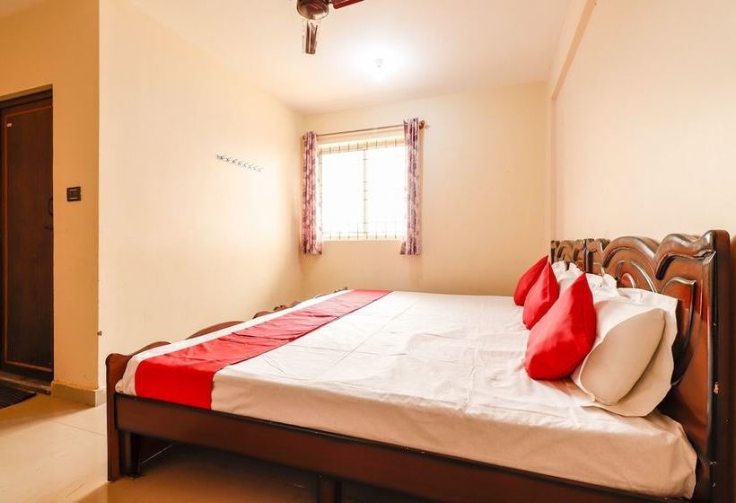 Hotel Spot On 48301 Thirumala Boarding & Lodge