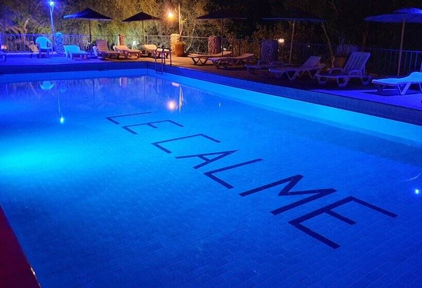 بنسيون Camping Hotel Le Calme