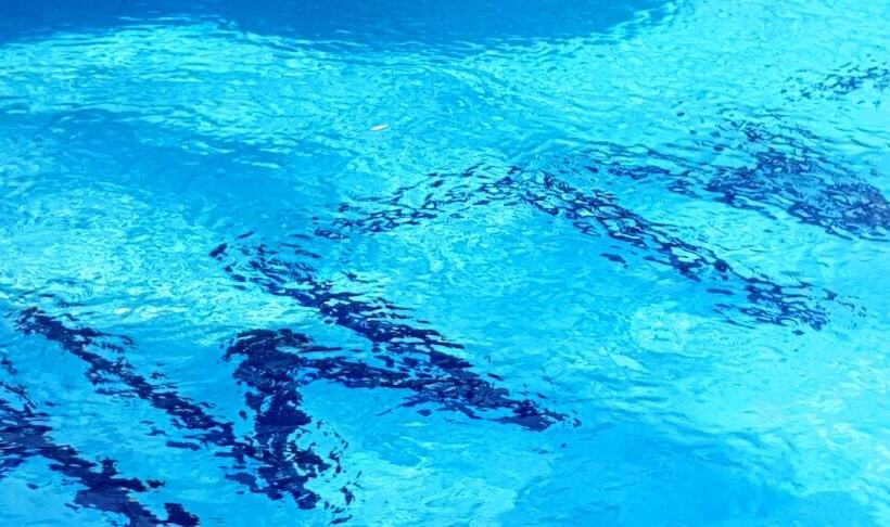 بنسيون Camping Hotel Le Calme