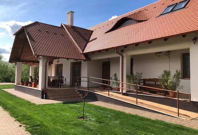 Majatalo Kiscsere Vendégház