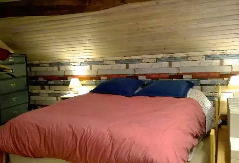 ペンション La Longère Aux Volets Rouges, Meublé Tourisme 2 étoiles