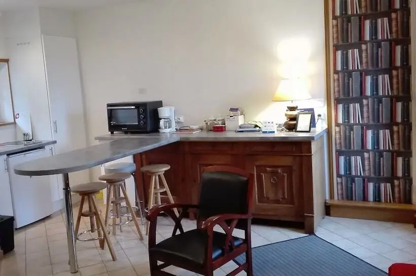 ペンション La Longère Aux Volets Rouges, Meublé Tourisme 2 étoiles
