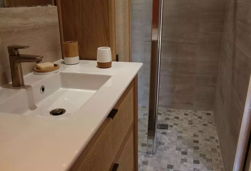 Majatalo La Villanelle Chambres D Hotes Et Institut Bien Etre