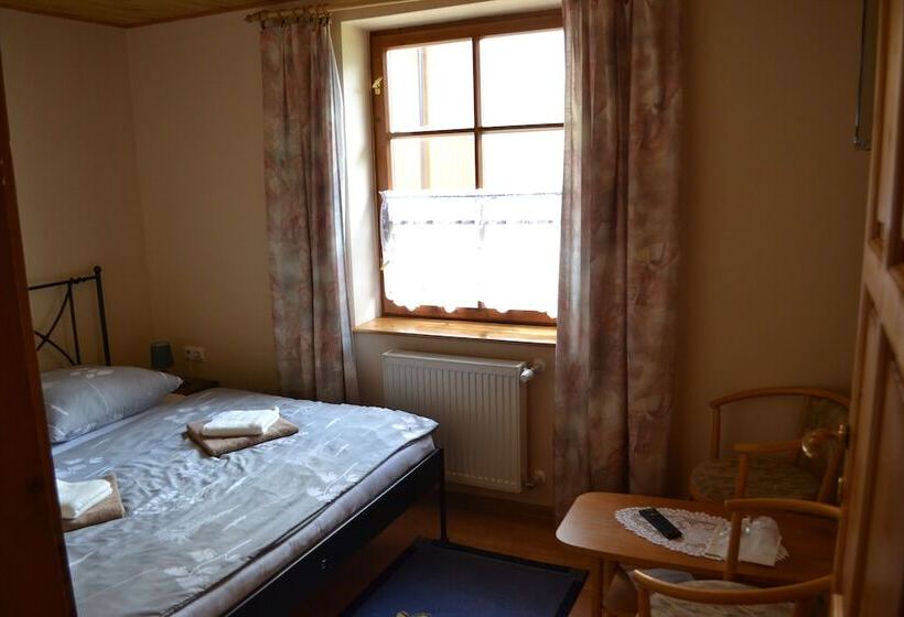 膳宿费 V Penzión