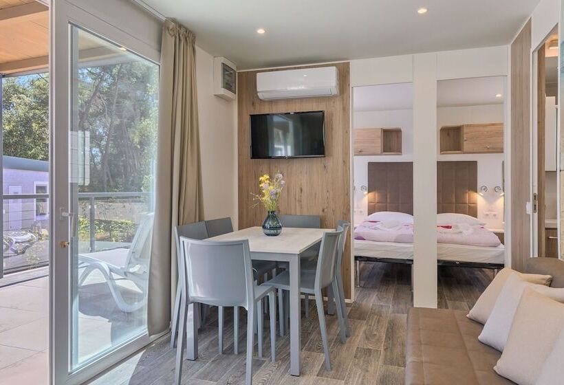 渡假胜地  Boutique Camping Santa Marina