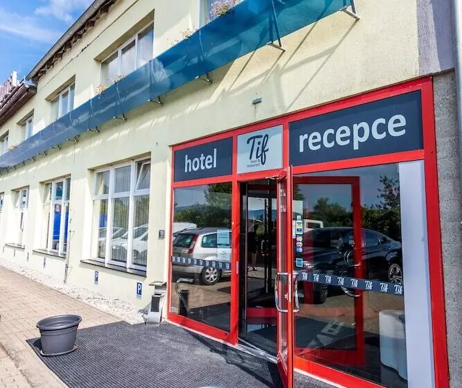 Tif Hotel & Restaurant