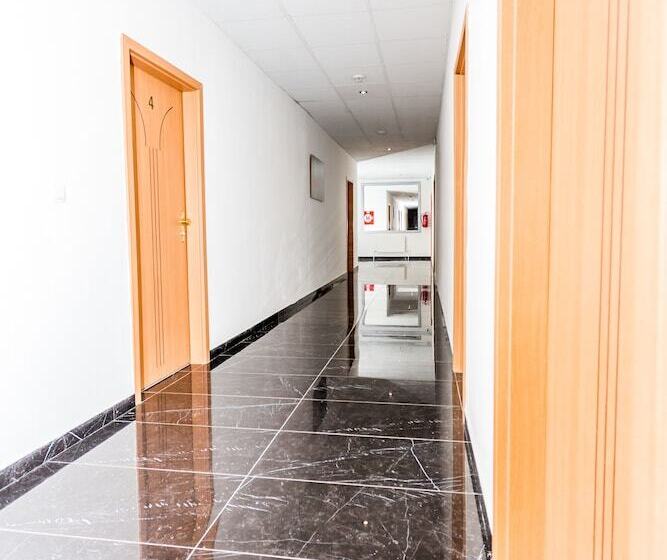 Tif Hotel & Restaurant