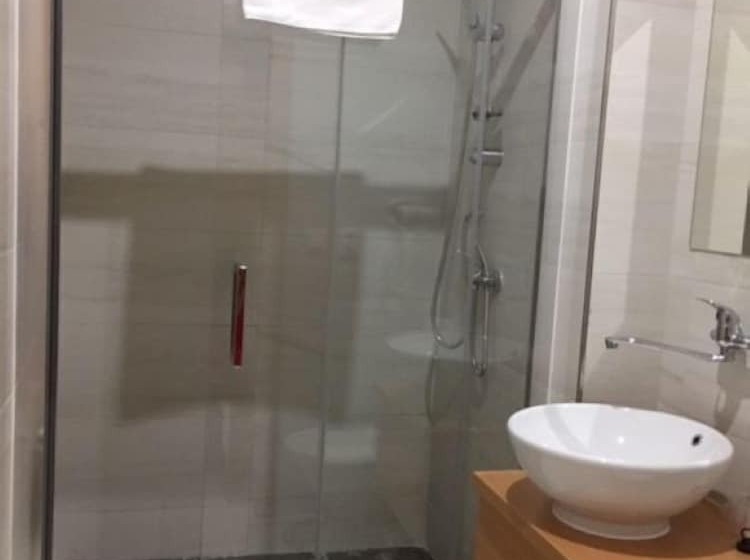 Tif Hotel & Restaurant