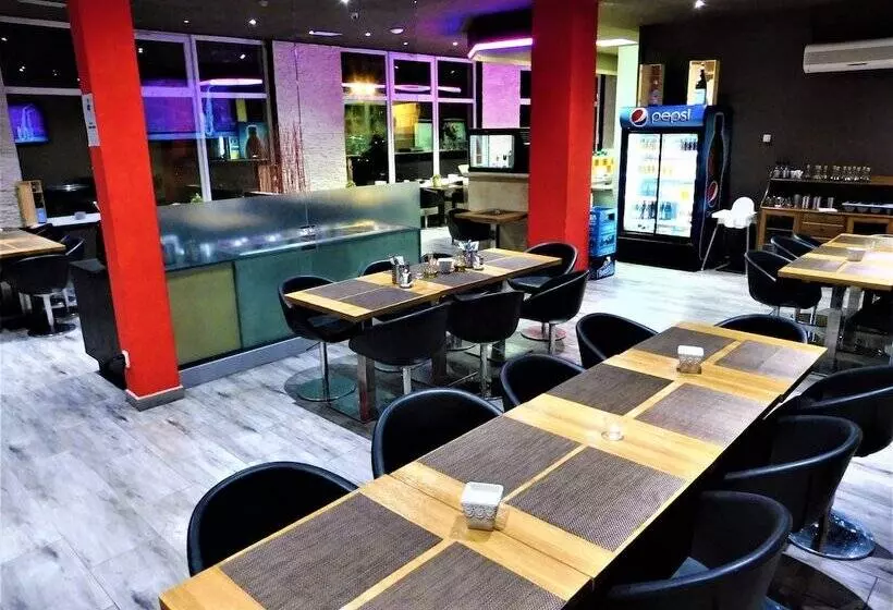 Tif Hotel & Restaurant