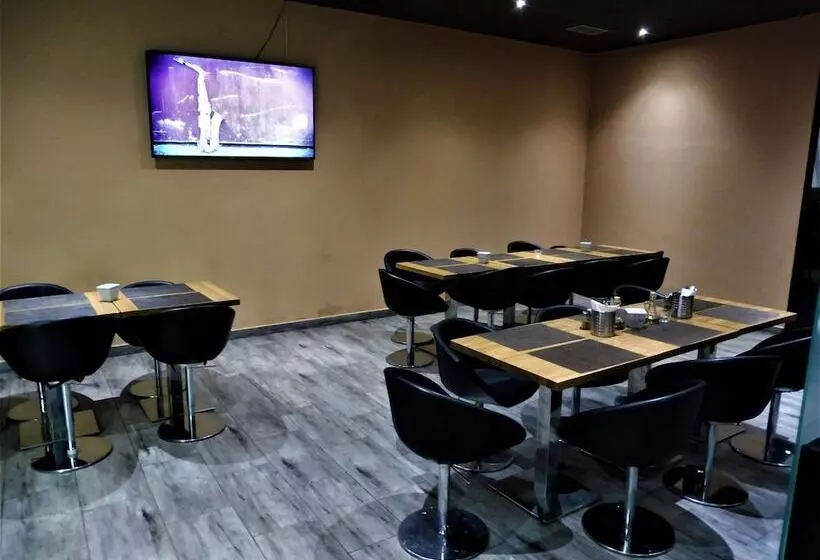 Tif Hotel & Restaurant