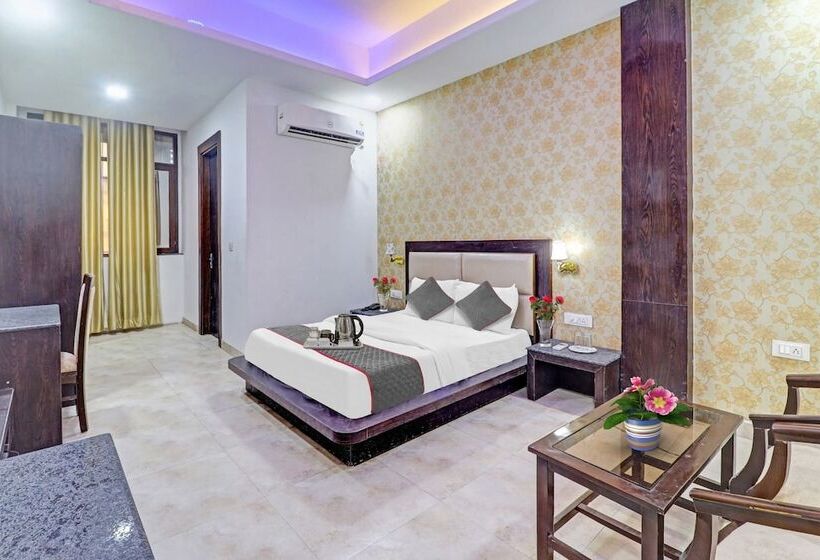 Townhouse 1012 Hotel Dell Inn