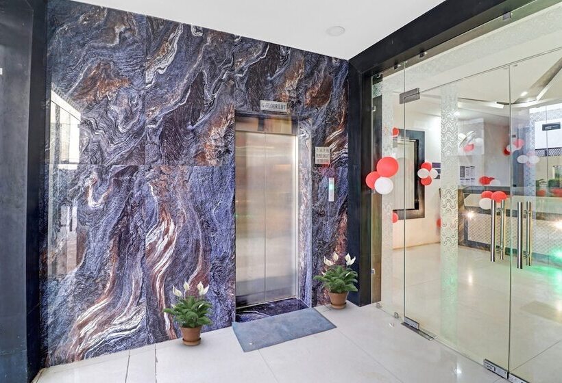 Townhouse 1012 Hotel Dell Inn