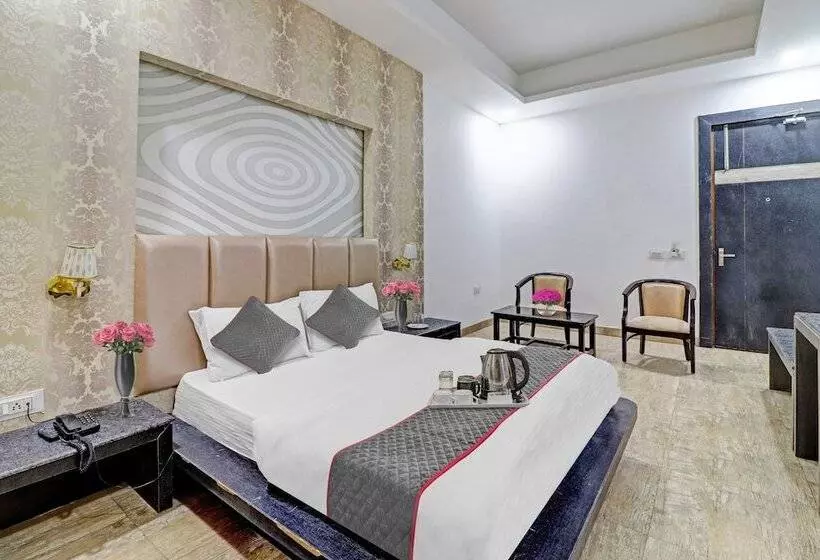 Townhouse 1012 Hotel Dell Inn