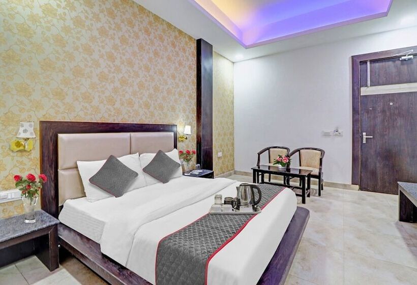 Townhouse 1012 Hotel Dell Inn