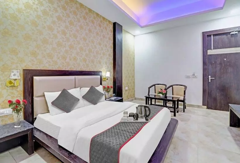 Townhouse 1012 Hotel Dell Inn