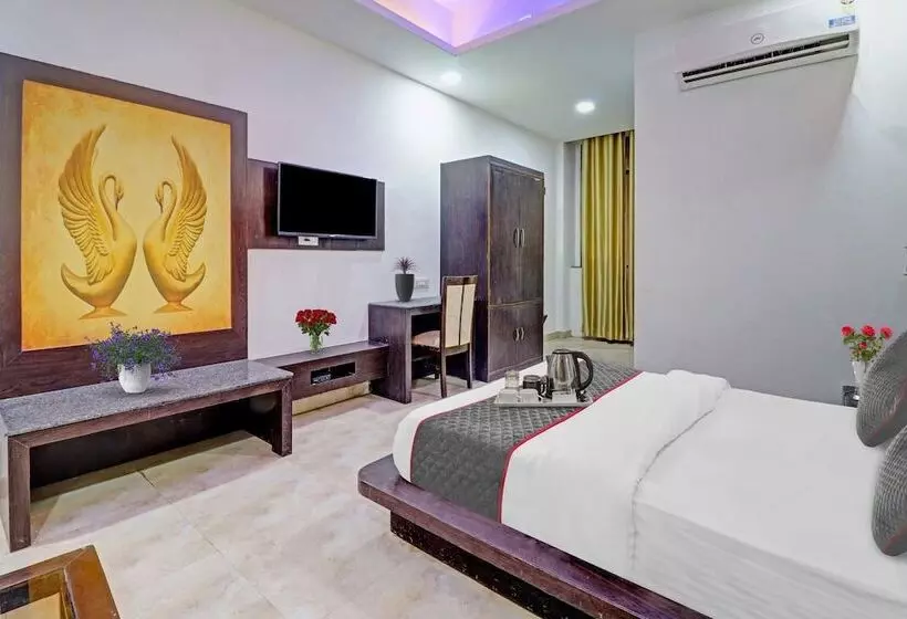 Townhouse 1012 Hotel Dell Inn