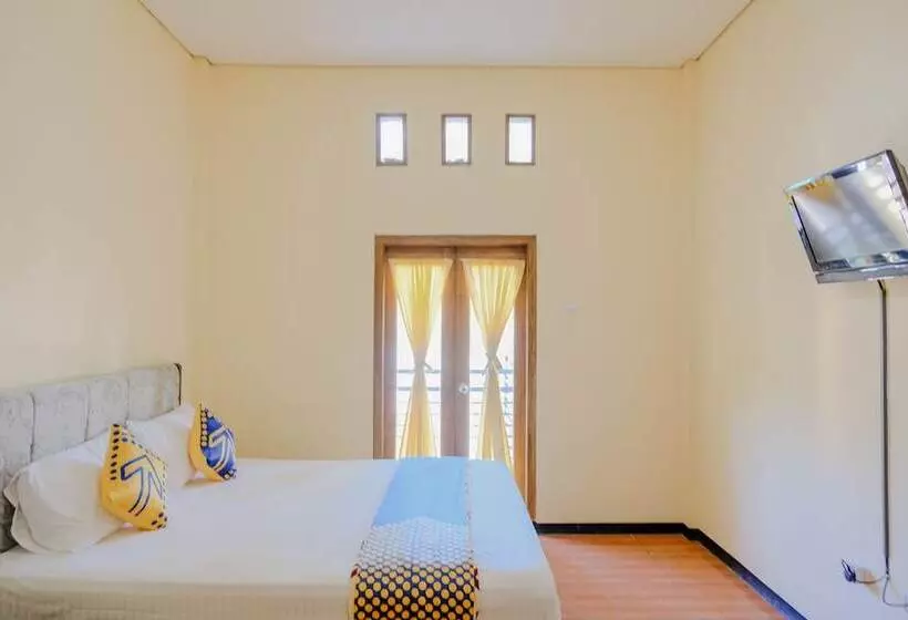 Retkeilymaja Spot On 2448 Hotel Tlogorejo 2