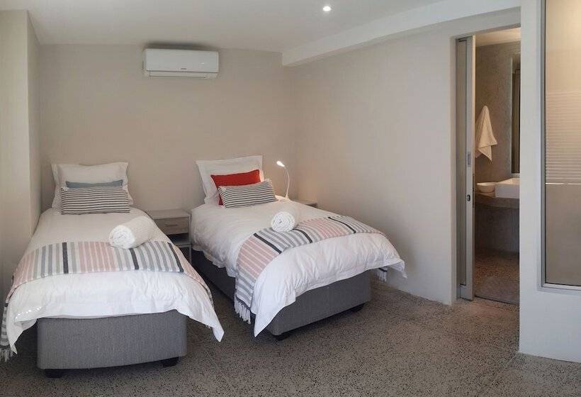 Apartments On The Eighteenth