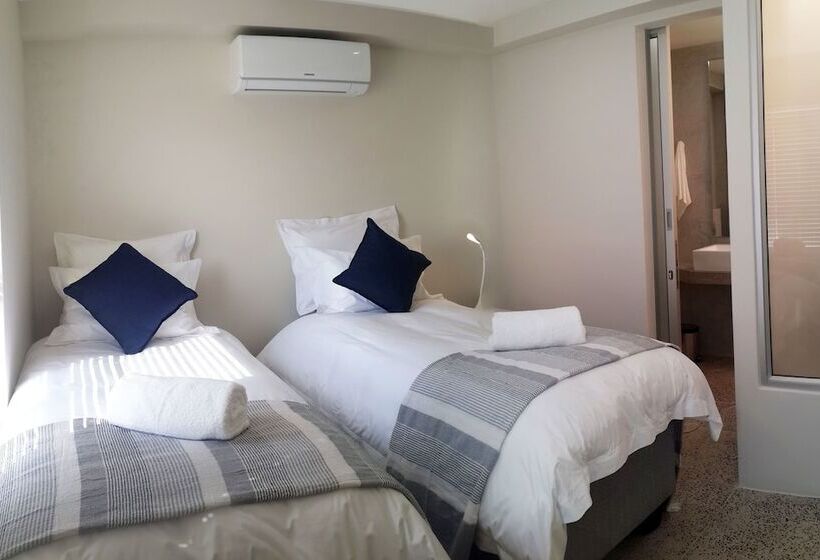 Apartments On The Eighteenth