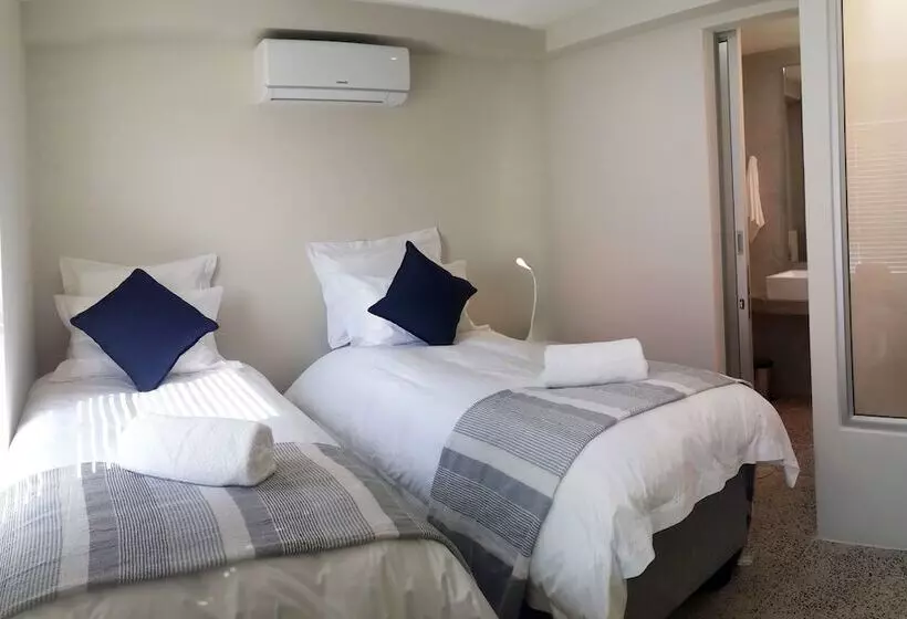 Apartments On The Eighteenth