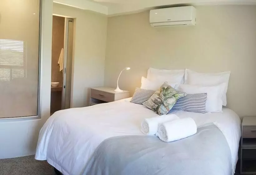 Apartments On The Eighteenth