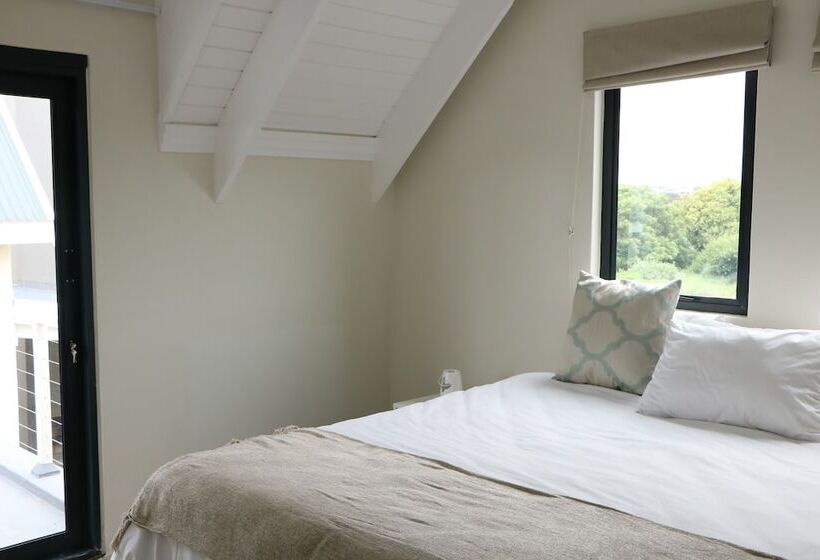 Apartments On The Eighteenth